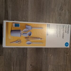 Room Essentials Kitchen Utensil Set & Holder New